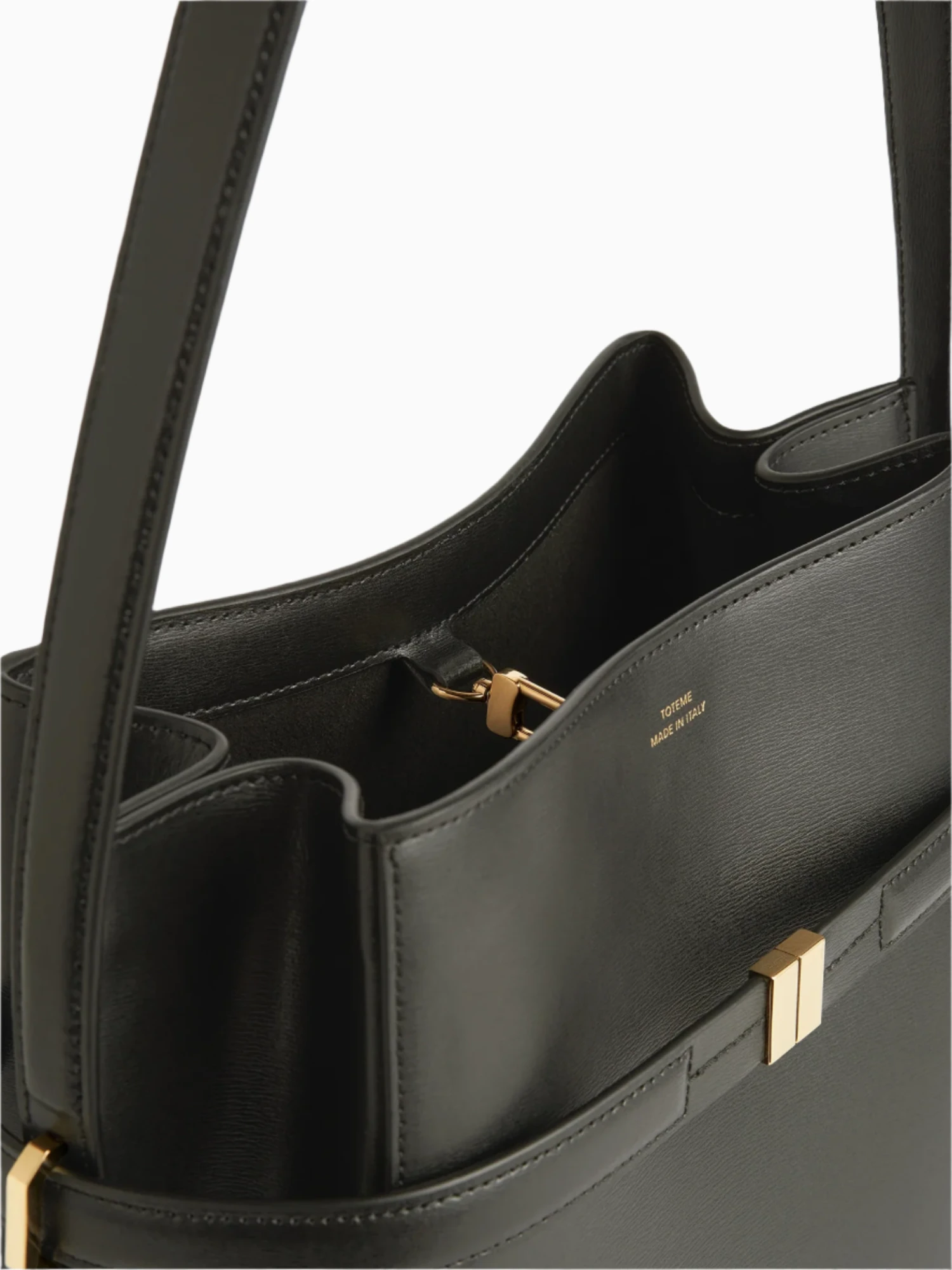 Belted bucket bag Toteme Belted Bucket Bag -Ottodisanpietro 244 WAL0048 LE0025 213 TOTEME Bucket bag OTTODISANPIETRO4 scaled