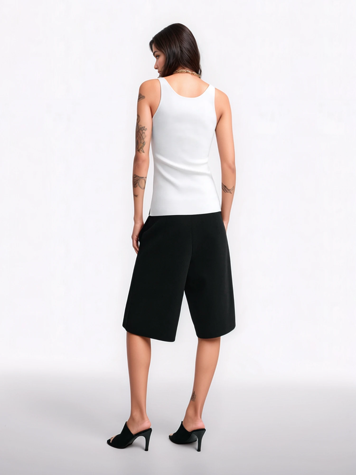 Knit bermuda shorts Toteme Knit Bermuda Shorts -Ottodisanpietro 253 WRB0305 YA0187 001 Toteme shorts OTTODISANPIETRO 3.1 scaled