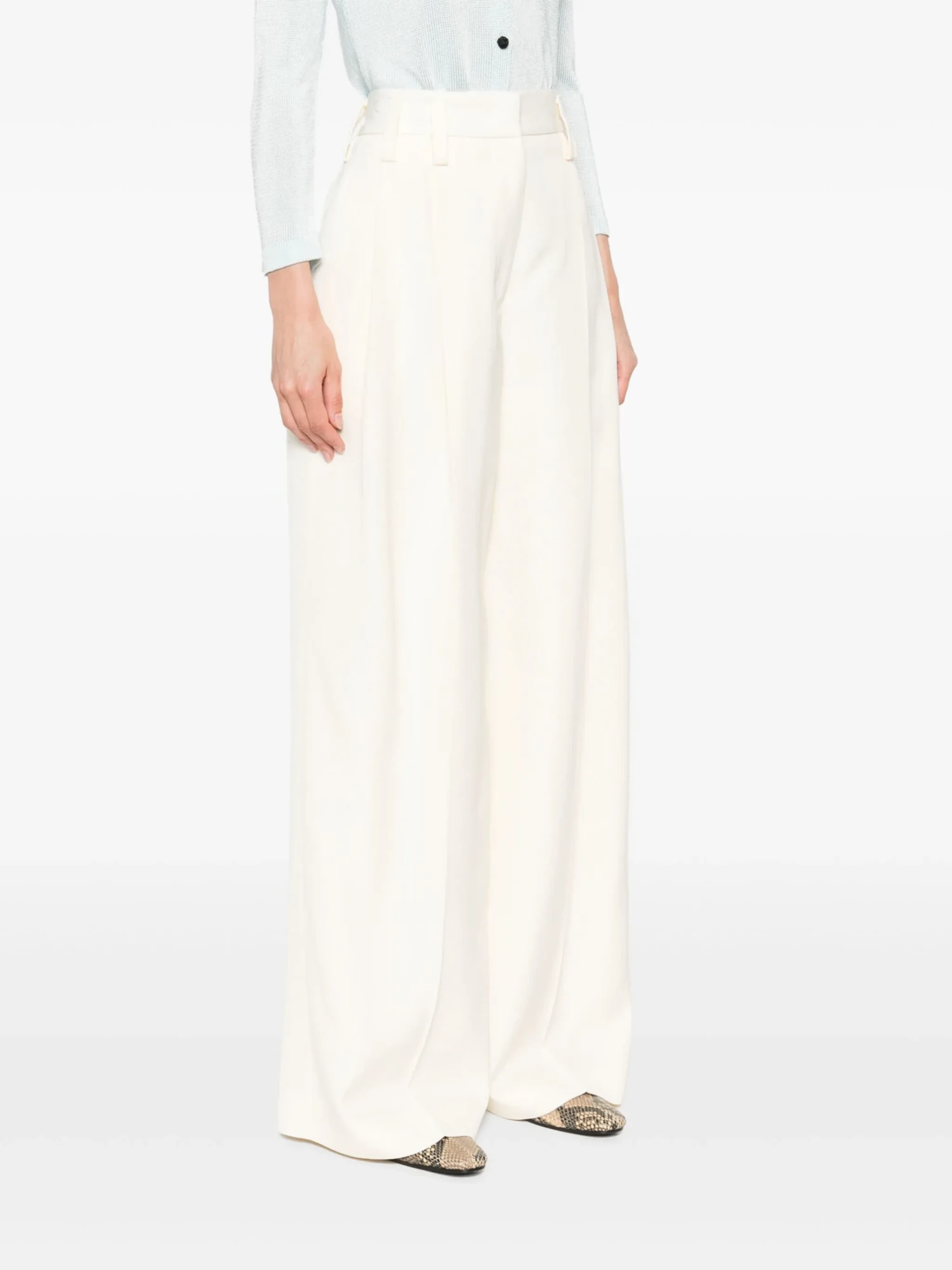 Pleated crease trousers Jil Sander Pleated Crease Trousers -Ottodisanpietro J03KA0292 J65005 105 Jil Sander trousers OTTODISANPIETRO 3 e8445fd4 e443 4247 bf07 5daad1ce5a5a scaled