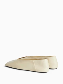 Jil Sander Square-toe Ballerinas -Ottodisanpietro J57WZ0001 P5810 689 ballerinas jil sander ottodisanpietro 4 ad9d5b51 1521 41b7 8ba9 132a228c5df5